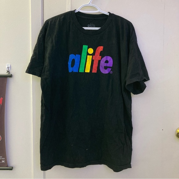 Thrifted vintage black graphic tee with rainbow text in men’s extra large - Picture 1 of 6